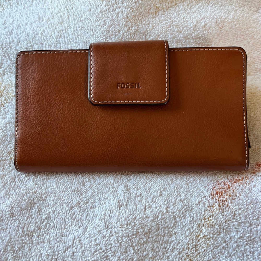 Fossil wallet